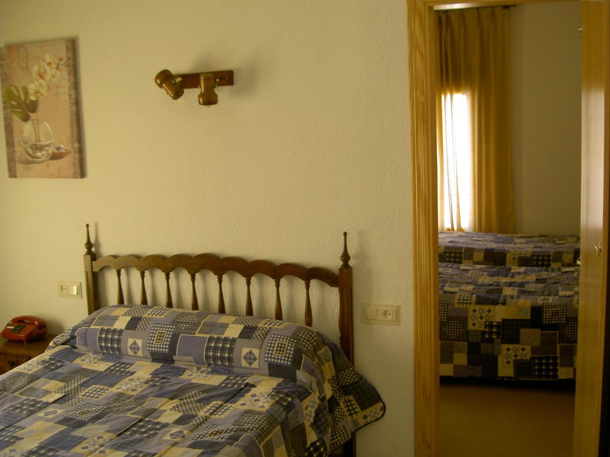 Hotel Alvarez Tuejar Экстерьер фото